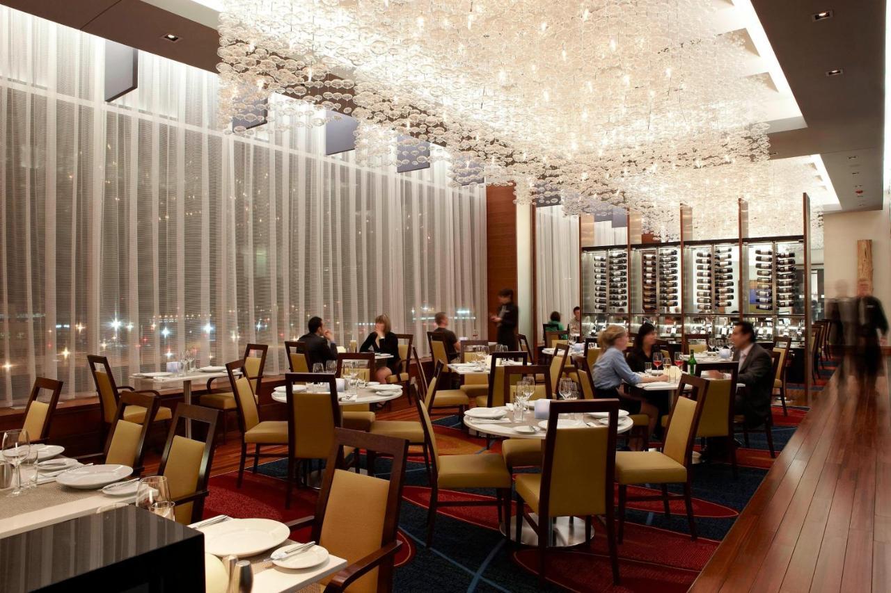 Marriott Montreal Airport In-Terminal Hotel Dorval Exteriör bild