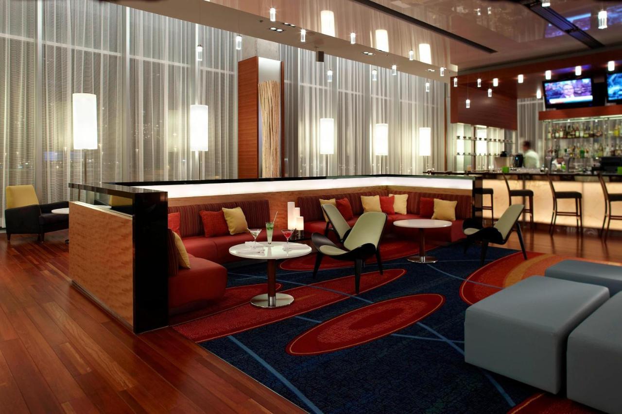 Marriott Montreal Airport In-Terminal Hotel Dorval Exteriör bild