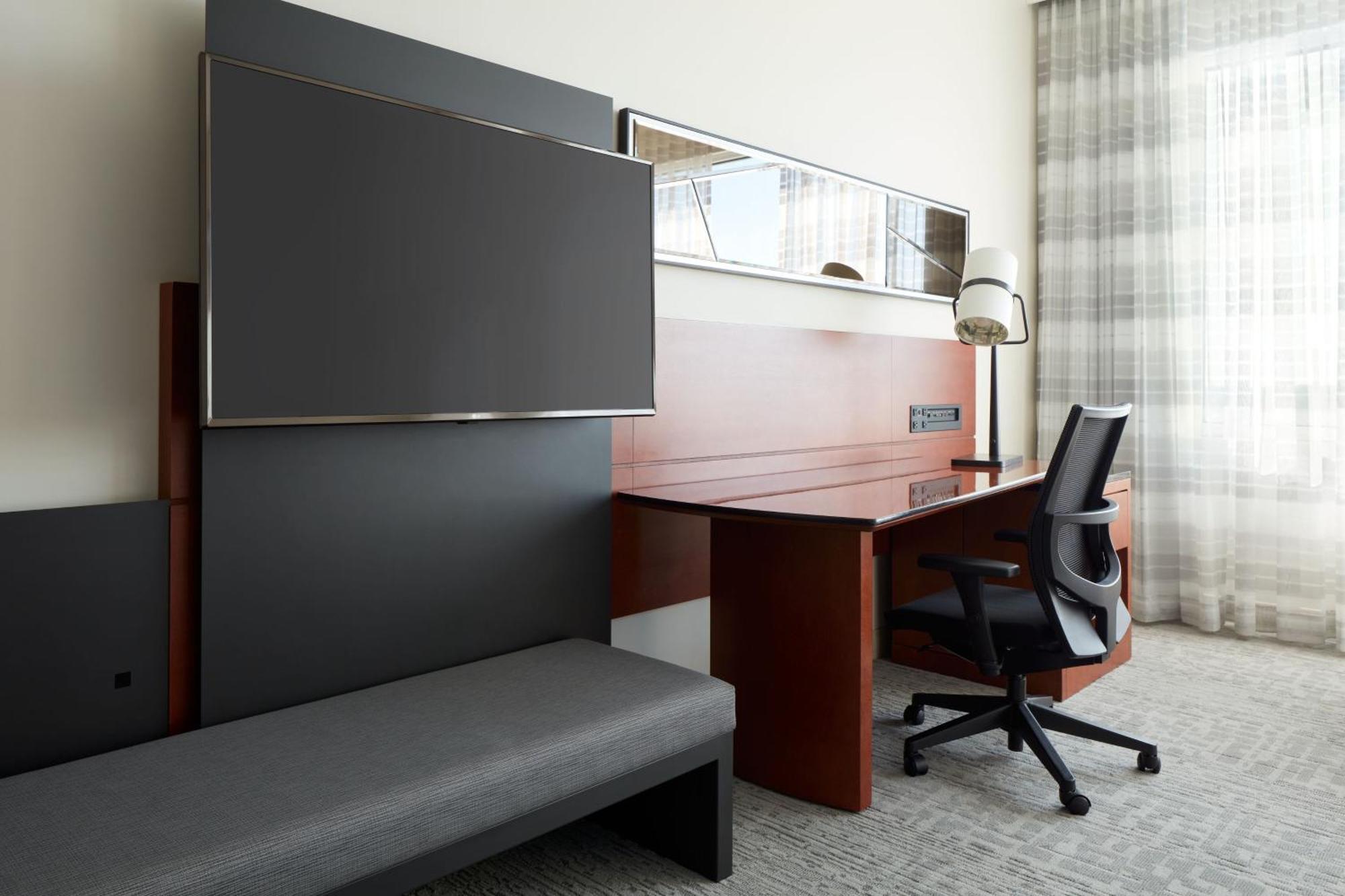 Marriott Montreal Airport In-Terminal Hotel Dorval Exteriör bild