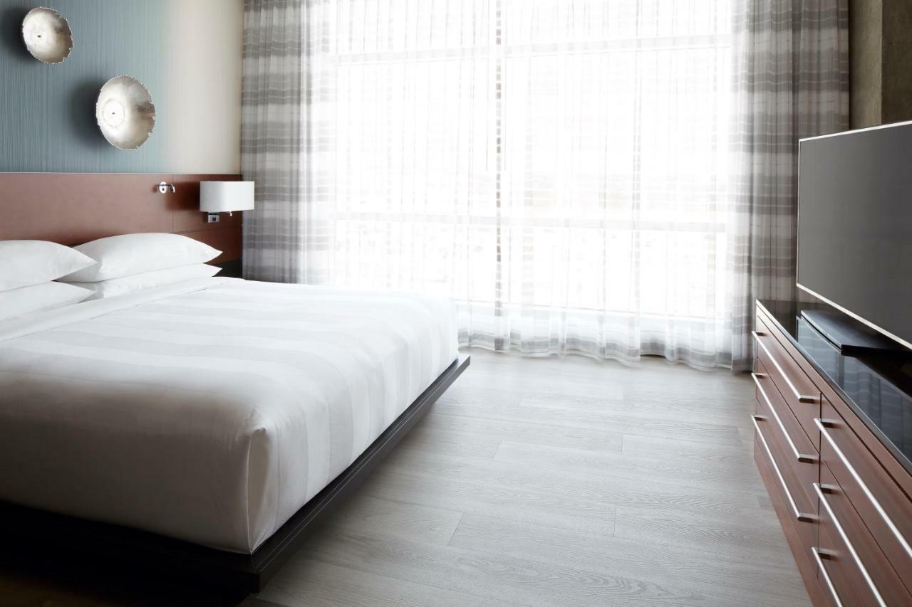 Marriott Montreal Airport In-Terminal Hotel Dorval Exteriör bild